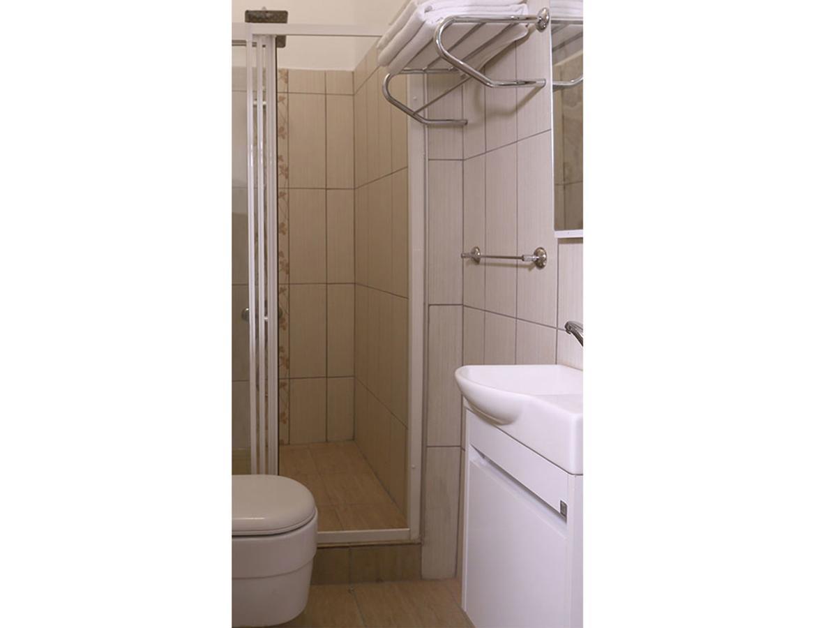 Taksim Green Star Hotel Стамбул Экстерьер фото